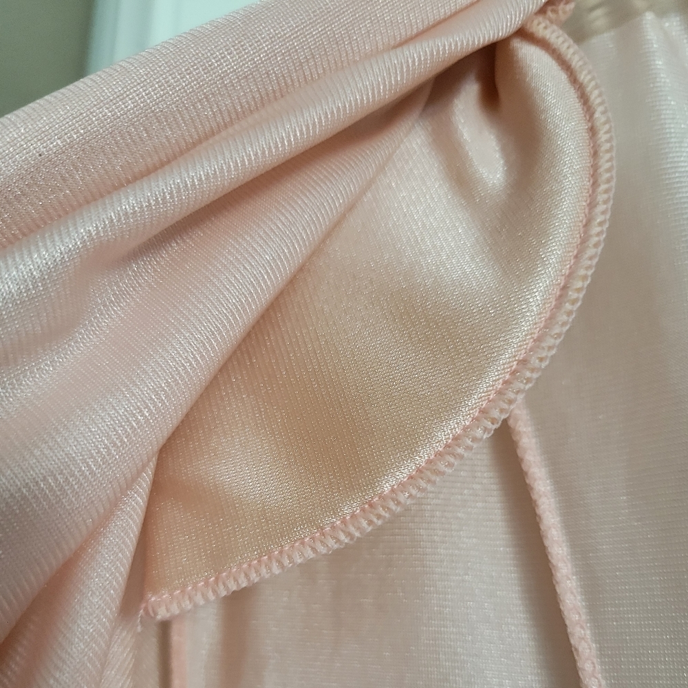 Women's Vintage Robe - Picture 4 of 8
